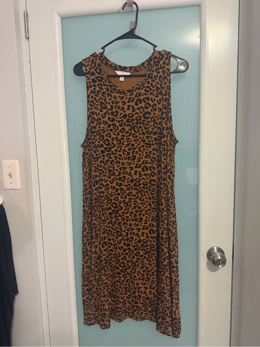 Leopard Print Sleeveless Shift Dress - Brown